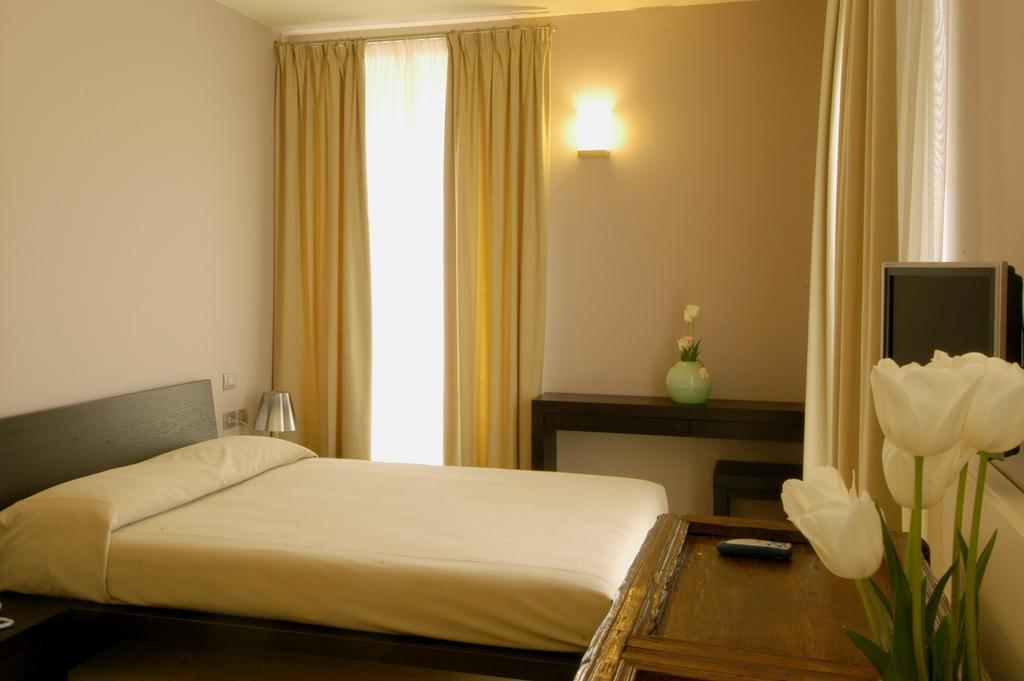 Albergo Grand Italia Quarona Phòng bức ảnh